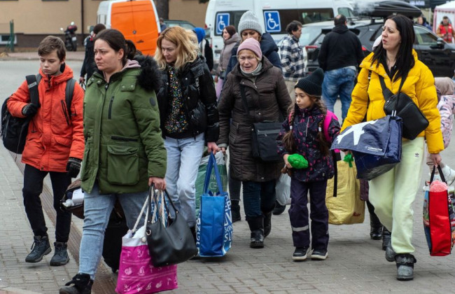 Болгарія може виселити із готелів українських біженців: в чому причина