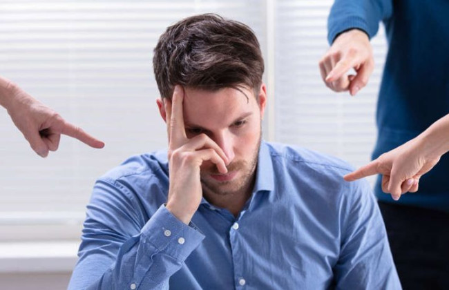 Рада ввела штраф за травлю на рабочем месте