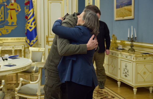 Андрій Єрмак зустрівся з Вікторією Нуланд, яка прибула до України з візитом