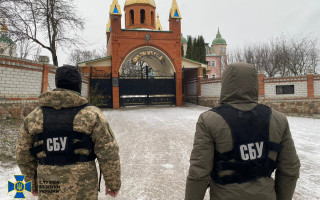 СБУ прийшла з обшуками у храми УПЦ (МП) на Черкащині, Херсонщині та Волині: фото