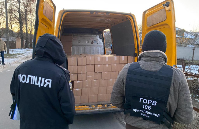 У Чернігові виявили підпільний цех, де виробляли тонни алкогольного сурогату