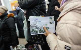 «Зброя Перемоги»: Укрпошта випустила нову благодійну марку до Дня Збройних Сил України