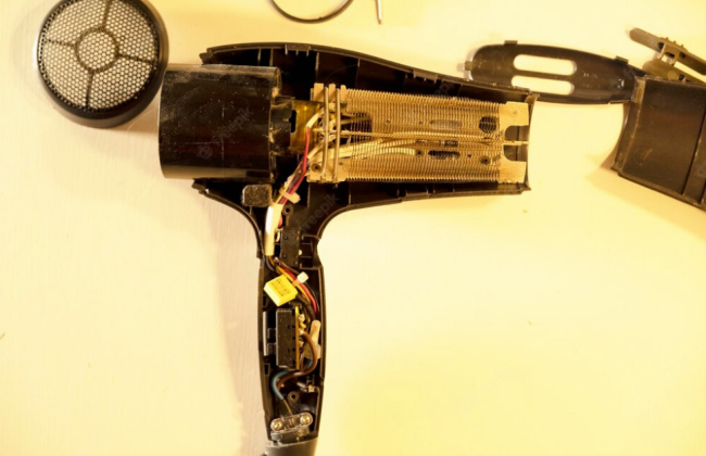 Як зберегти електроприлади під час відключень світла та уникнути пожежі: поради