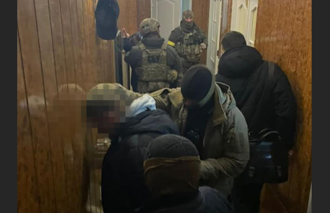 В Одесі подружжя російських шпигунів готувало ракетний удар по силах ППО та артилерійських складах ЗСУ, фото