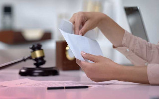 Який порядок стягнення аліентів з боржника: роз’яснення