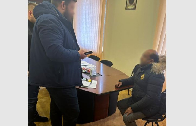 За $10 тисяч хотів ввезти в Україну нарковмісні ліки: підприємця викрили на спробі підкупу керівника Держлікслужби