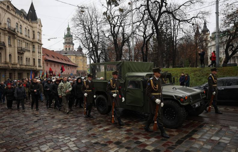 У Львові попрощалися із Героєм України Юрієм Шухевичем, фото