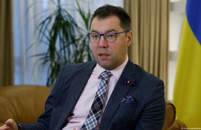 Німеччина пообіцяла передати Україні більше зброї та боєприпасів: посол розкрив деталі