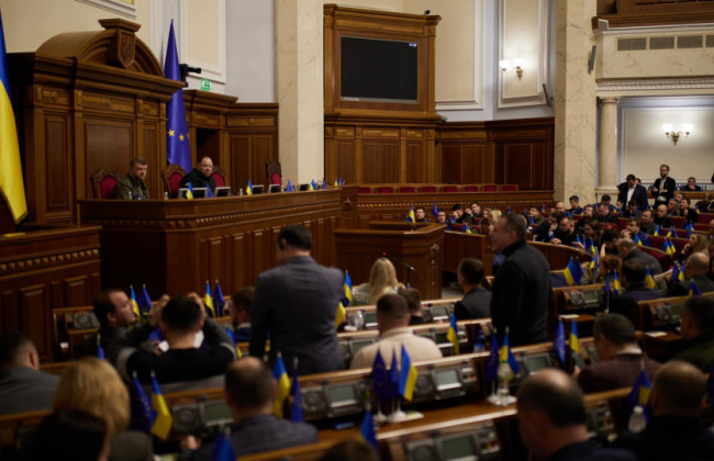 Рада обязала заемщиков, кредитная недвижимость которых повреждена из-за войны, возобновить выплаты по кредиту через полгода после окончания войны