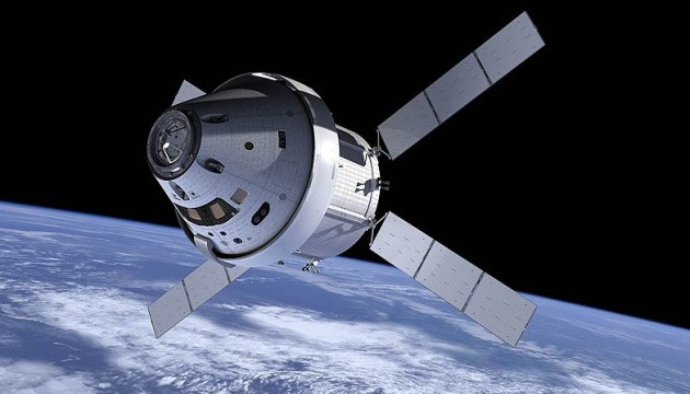 Космічний корабель Orion повернувся на Землю з місячної орбіти: відео