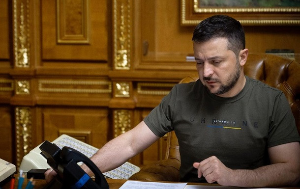 Зеленский поговорил с Байденом: обсудили ПВО и возобновление энергетики Украины