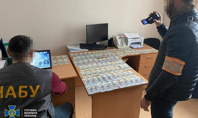 Попытка подкупа руководителя Гослекслужбы: ВАКС избрал меру пресечения предпринимателю