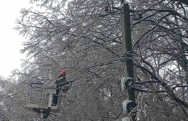 Енергетики пояснили ситуацію зі світлом на Київщині