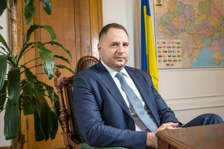 У Зеленского заявили, что Украина получит больше оружия