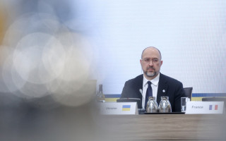 В течение зимы у населения планируют обменять старые лампы накаливания на новые энергосберегающие