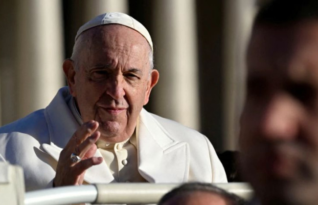 Папа Римський закликав скоротити витрати на Різдво, а заощаджене висилати Україні
