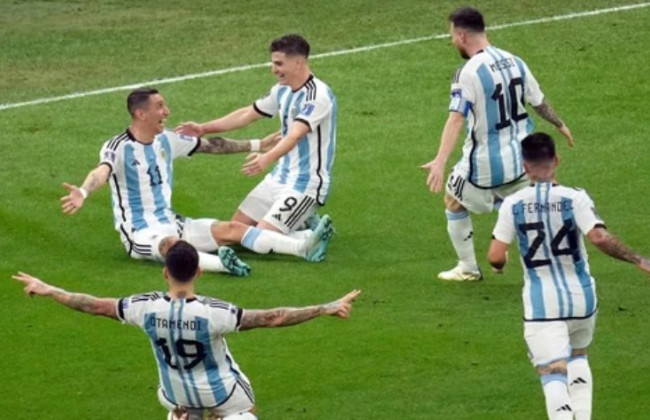 Сборная Аргентины в зрелищном мачте обыграла Францию и стала чемпионом мира по футболу