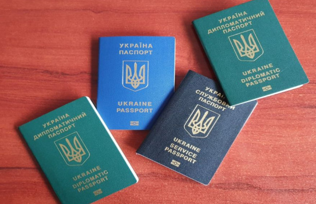 Велика Палата Верховного Суду висловила позицію щодо повноважень Президента позбавляти дипломатичних рангів