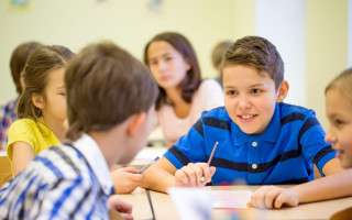 43% украинских школьников учатся за границей, — Центр экономической стратегии