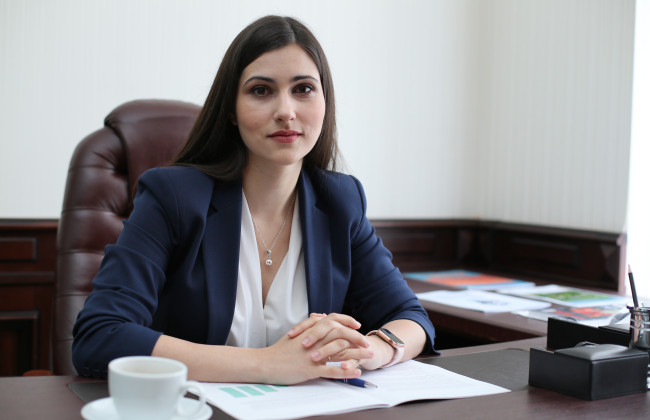 Депутатка Галина Янченко хоче вийти з партії «Слуга народу» через «негідну поведінку однопартійниці»