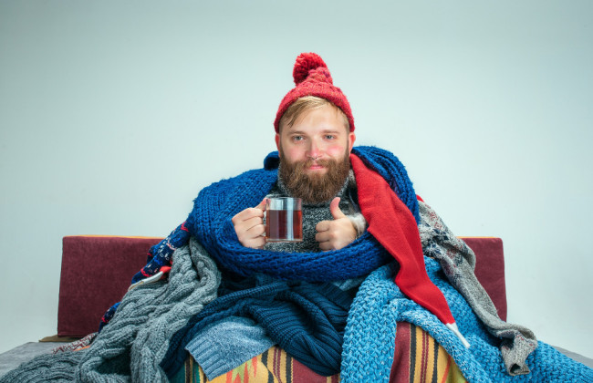 В ГСЧС объяснили, как одеваться, чтобы не переохладиться и не заболеть