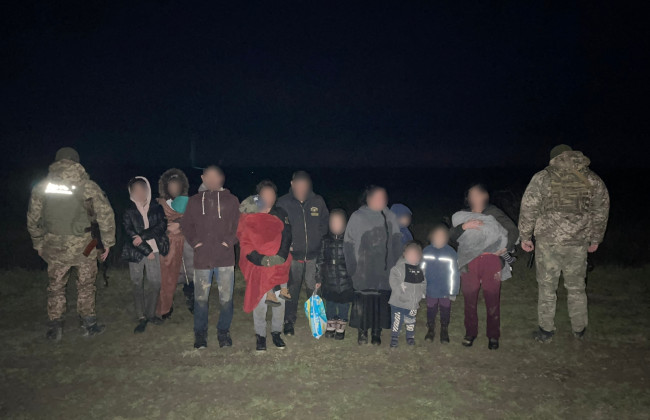 За сутки пограничники Мукачевского отряда остановили почти четверть сотни нарушителей границы