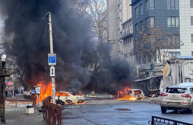 Російські окупанти обстріляли Херсон: багато постраждалих
