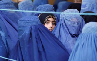 В Афганистане женщинам запретили работать в неправительственных организациях, — СМИ