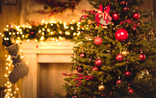 Украинцы празднуют Рождество Христово: лучшие поздравления и открытки к празднику