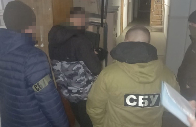 СБУ викрила новий канал втечі ухилянтів за кордон: сума «послуги» залежала від терміновості виїзду і фінансових можливостей клієнтів