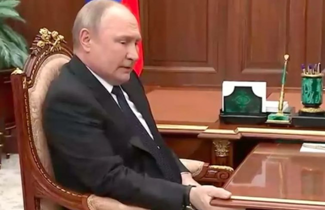 Путин «ответил» Западу на введение потолка цен на нефть «спецмерами»