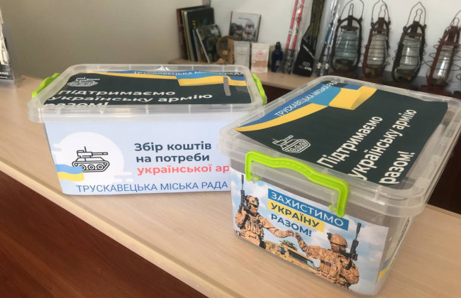 Следует ли военнослужащему регистрироваться в реестре волонтеров, если на его счет поступают средства как благотворительные взносы и направляются другим военнослужащим