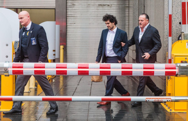 Группа клиентов FTX подала иск на Бенкмана-Фриду и других должностных лиц