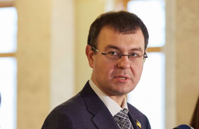 Це справжнє диво: Гетманцев заявив, що попри війну, гривня лишається стабільною