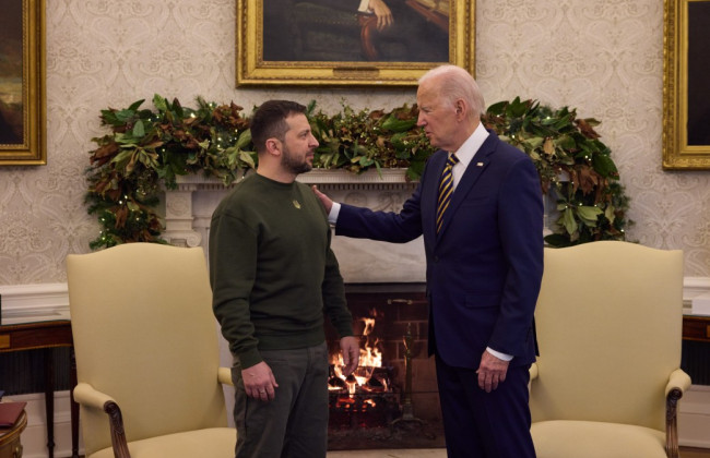Зеленский призвал Вашингтон поставлять современные танки и самолеты, но Байден остался непреклонен, — Politico