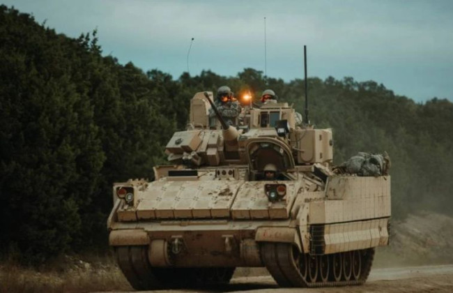 США могут передать Украине БМП M2 Bradley