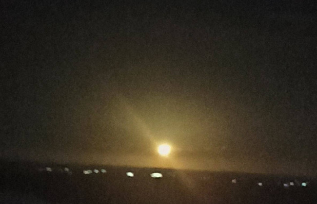 Київ атакували дрони-камікадзе: пошкоджена адмінбудівля в Голосіівському районі