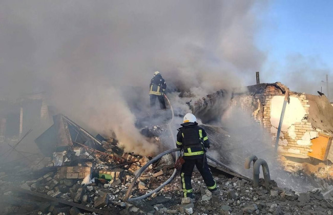 Ракетный обстрел Николаева: повреждены жилые дома, есть раненые