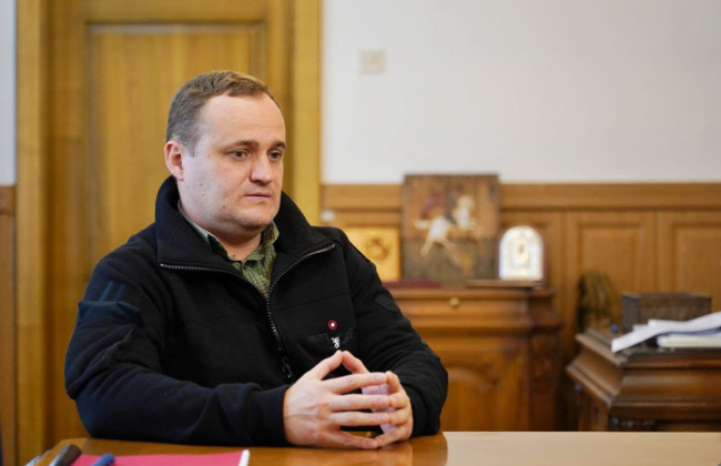 Київщина другу ніч поспіль відбиває атаки дронів: пошкоджено енергооб’єкт та приватні будинки