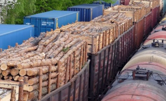 Кабмін продовжив заборону на експорт газу та дров