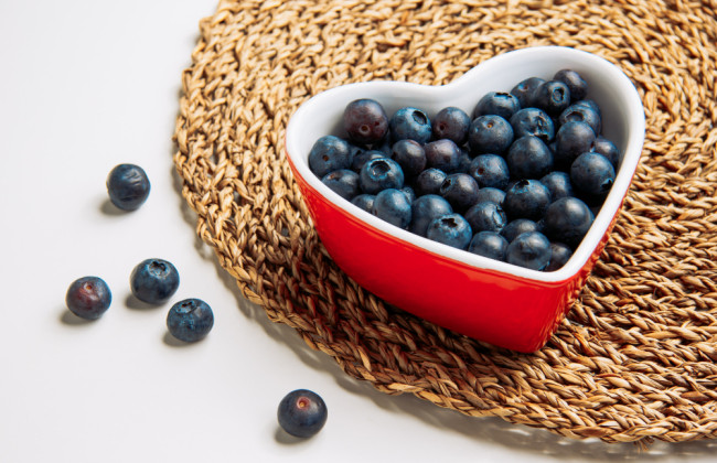 Лише лохина: в Кабміні скасували назву ягід «чорниця»