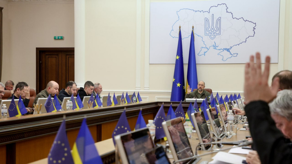 Кабмін створив комітет з відновлення України