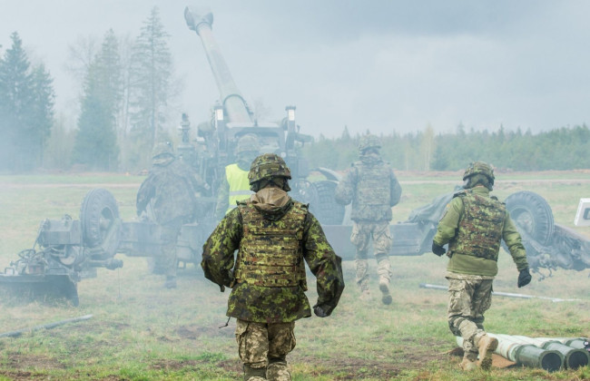 Установление факта, имеющего юридическое значение, относительно гибели военнослужащего во время защиты Родины в результате вооруженной агрессии возможно только в судебном порядке, - ВС
