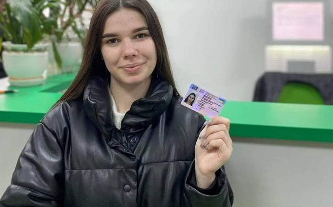 В водительском удостоверении ввели отметку «78» : что она означает