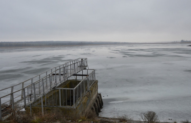 Окупанти можуть підірвати дамбу у Сватовому, — Центру нацспротиву