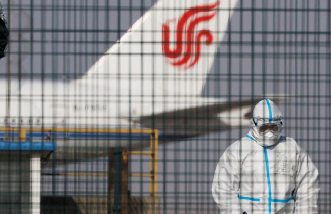 Китай несподівано скасував усі COVID-обмеження