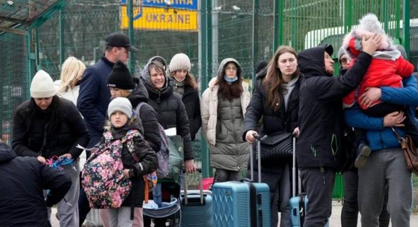 Майже 8 мільйонів українських біженців зафіксували у Європі з початку війни