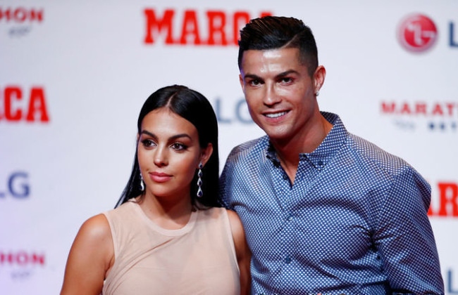 Роналду и Джорджина смогут жить вместе в Саудовской Аравии, хотя законы запрещают это парам, не оформившим брак