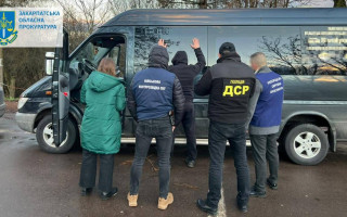 $12 000 за переправку мужчин в Венгрию: в Закарпатье подозревают трех местных жителей