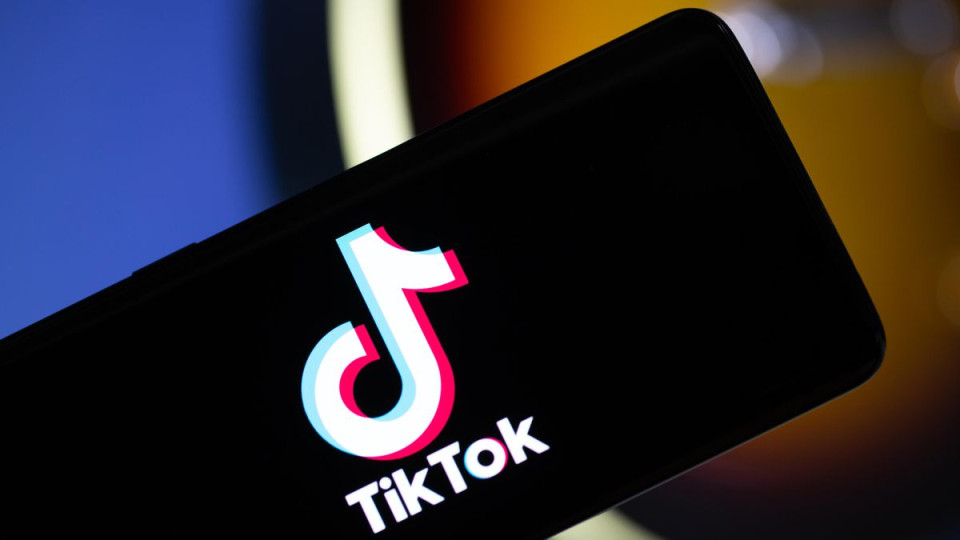 В США школи подали до суду на TikTok та інші соцмережі за «заподіяння шкоди» підліткам